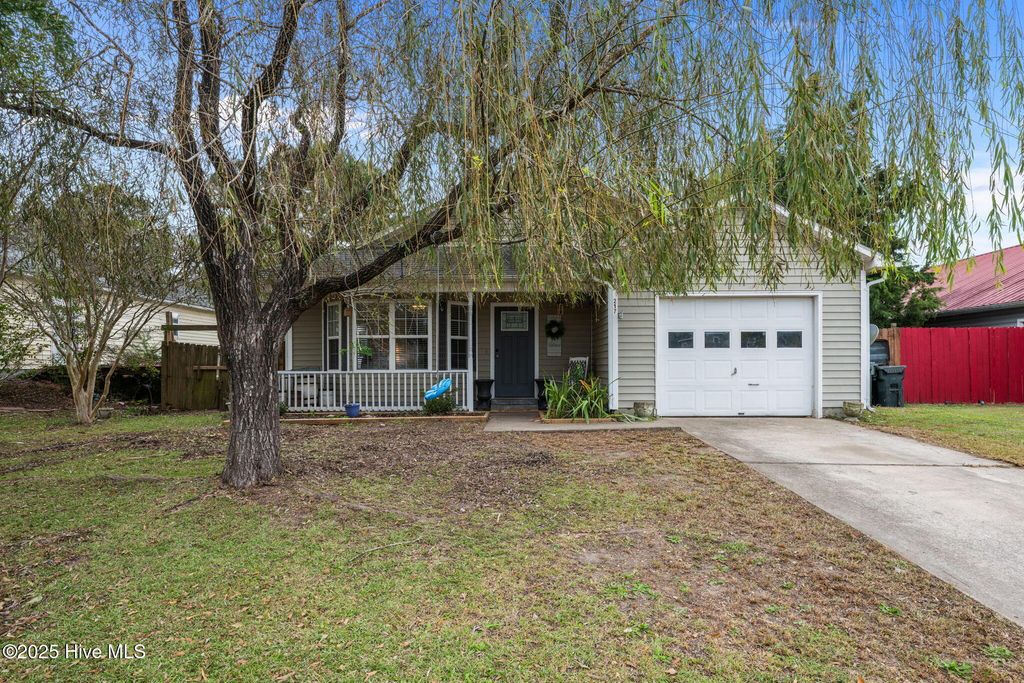 217 Attmore Drive, New Bern, NC 28560