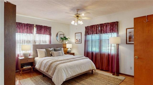 14610 State Route DD Highway, Savannah, MO 64485