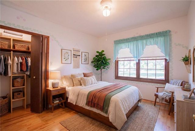 14610 State Route DD Highway, Savannah, MO 64485