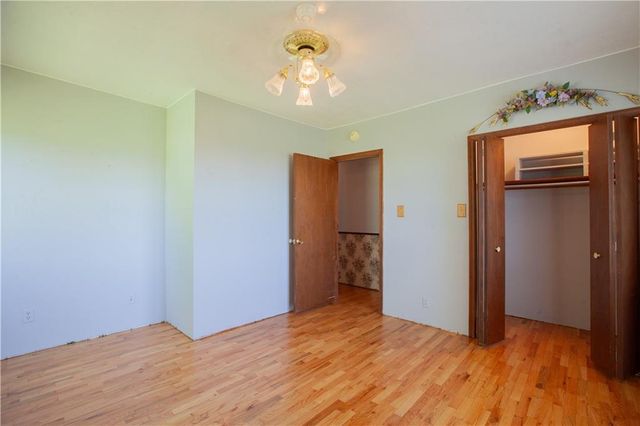 14610 State Route DD Highway, Savannah, MO 64485