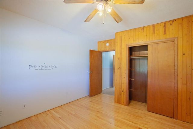 14610 State Route DD Highway, Savannah, MO 64485