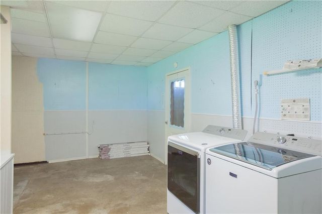 14610 State Route DD Highway, Savannah, MO 64485