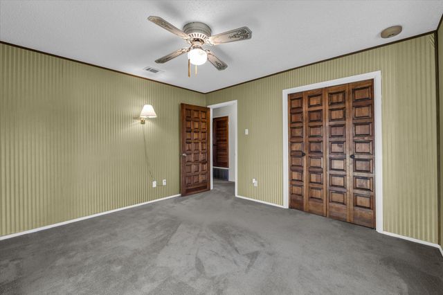 805 Evelyn Drive, Lorena, TX 76655