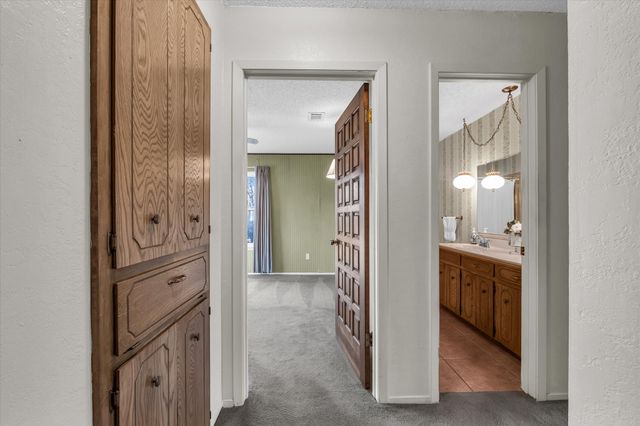 805 Evelyn Drive, Lorena, TX 76655