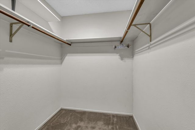 805 Evelyn Drive, Lorena, TX 76655