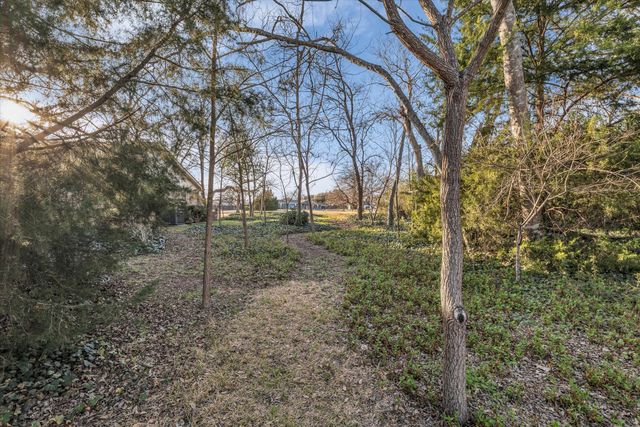 805 Evelyn Drive, Lorena, TX 76655