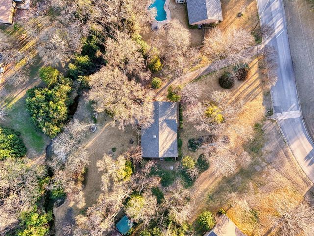 805 Evelyn Drive, Lorena, TX 76655