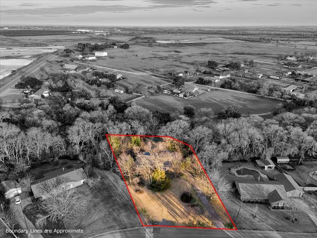 805 Evelyn Drive, Lorena, TX 76655