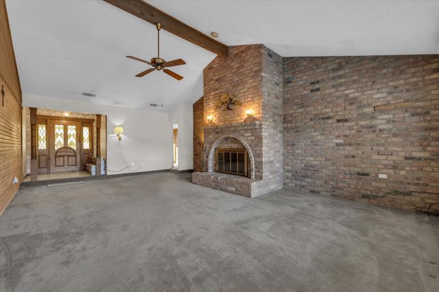 805 Evelyn Drive, Lorena, TX 76655