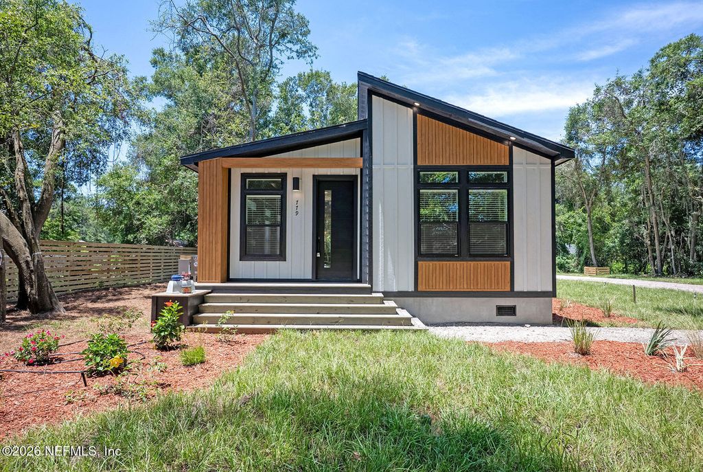 779 MCSWAIN Road, Fernandina Beach, FL 32034