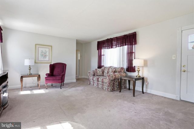 1615 PLEASANT DR, Feasterville Trevose, PA 19053