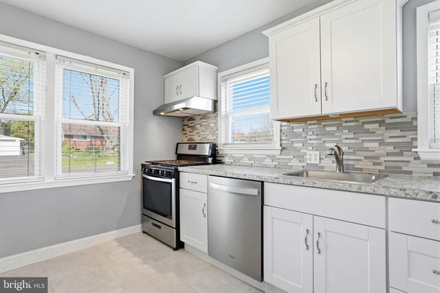 1615 PLEASANT DR, Feasterville Trevose, PA 19053