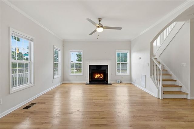 8 Weyman Avenue SW, Atlanta, GA 30315