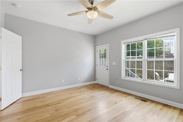 8 Weyman Avenue SW, Atlanta, GA 30315