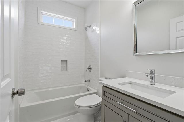 8 Weyman Avenue SW, Atlanta, GA 30315