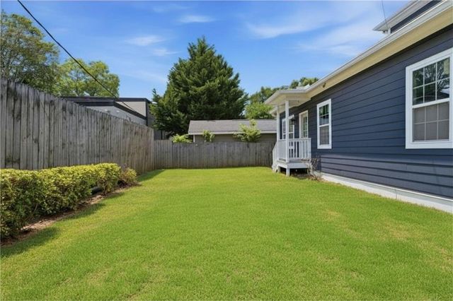 8 Weyman Avenue SW, Atlanta, GA 30315