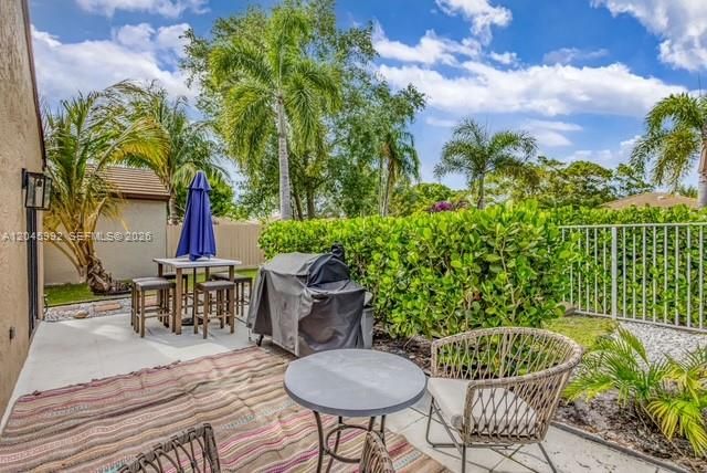 83 N Ironwood Way N, Palm Beach Gardens, FL 33418
