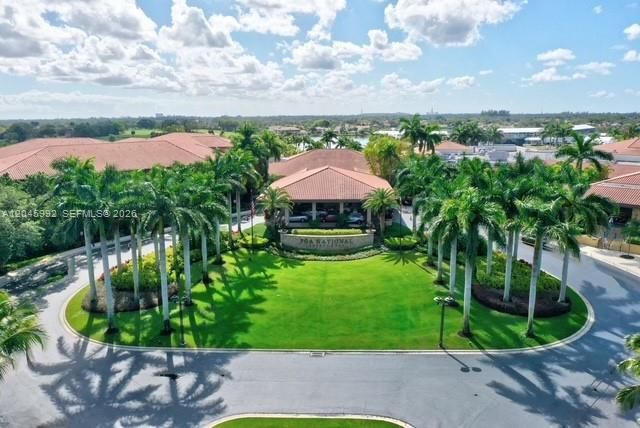 83 N Ironwood Way N, Palm Beach Gardens, FL 33418