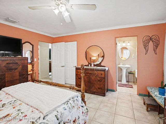 975 Fairview Avenue, Mount Dora, FL 32757