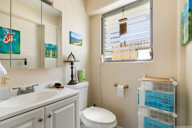 287 Wai Nani Way, Honolulu, HI 96815