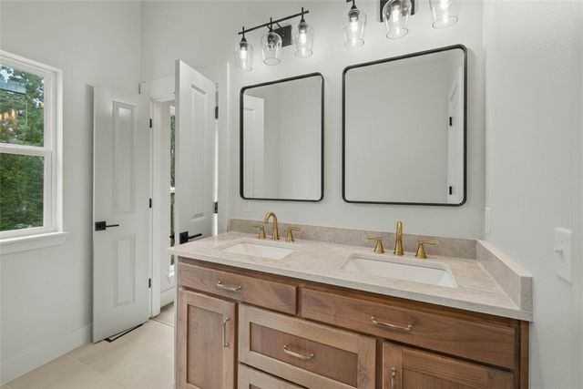 32 Sorbie Drive, Bella Vista, AR 72715