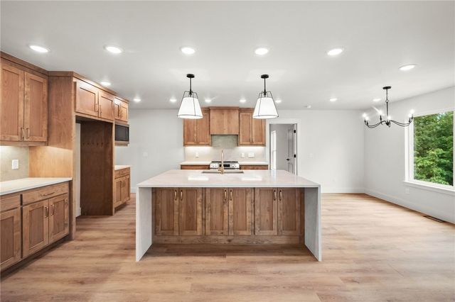 32 Sorbie Drive, Bella Vista, AR 72715