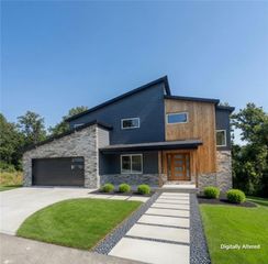 32 Sorbie Drive, Bella Vista, AR 72715
