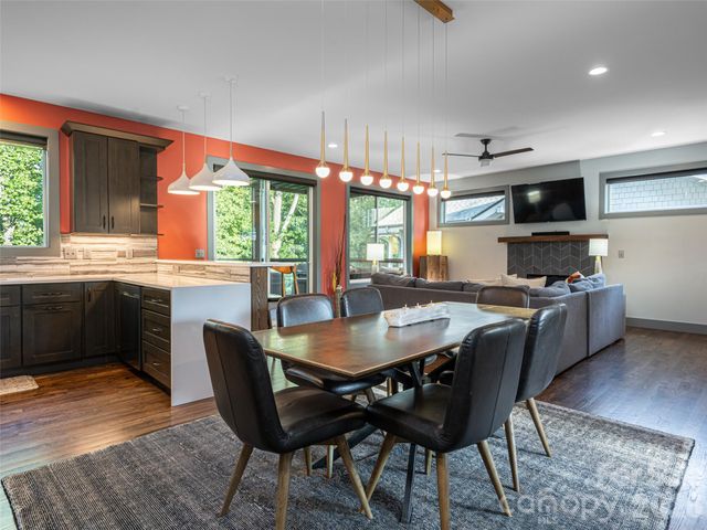 158 Riverview Drive, Asheville, NC 28806