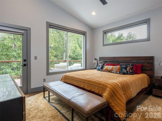 158 Riverview Drive, Asheville, NC 28806