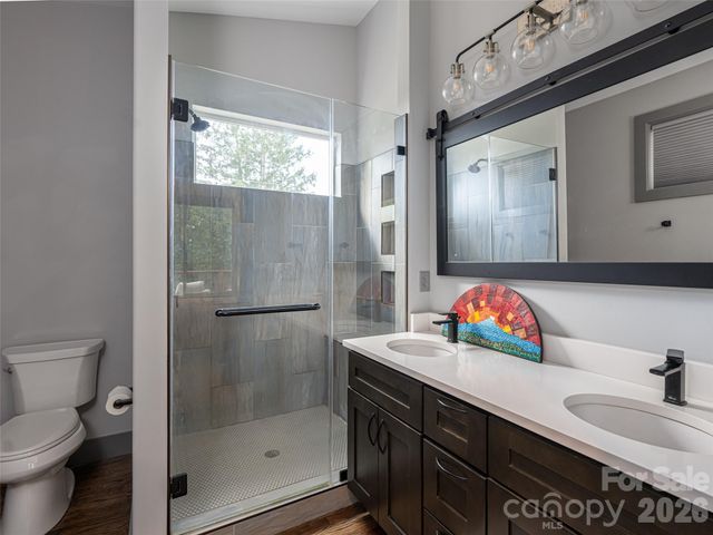 158 Riverview Drive, Asheville, NC 28806