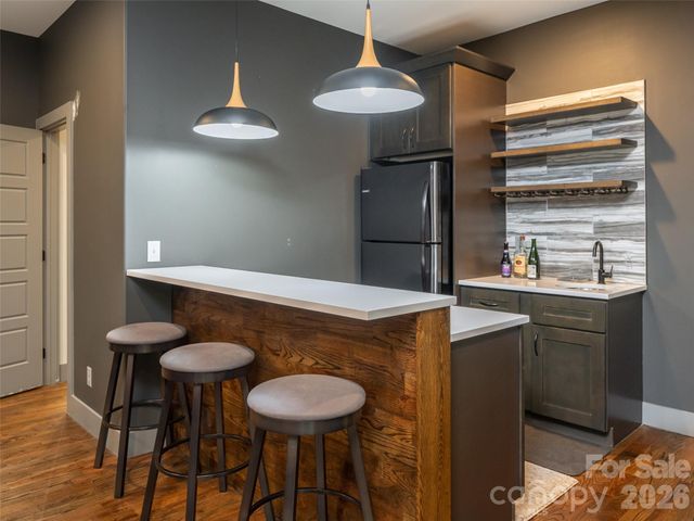 158 Riverview Drive, Asheville, NC 28806