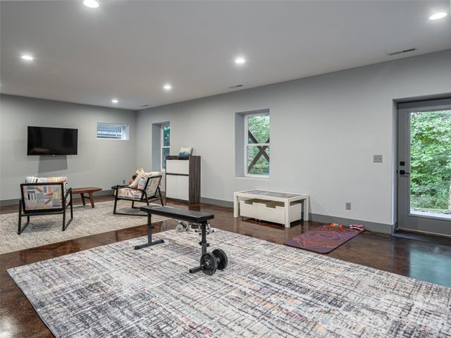 158 Riverview Drive, Asheville, NC 28806