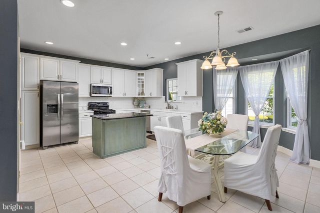 75 HONEYFLOWER LA, Princeton Junction, NJ 08550
