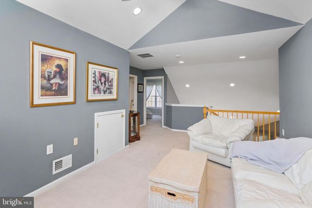 75 HONEYFLOWER LA, Princeton Junction, NJ 08550