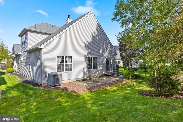 75 HONEYFLOWER LA, Princeton Junction, NJ 08550