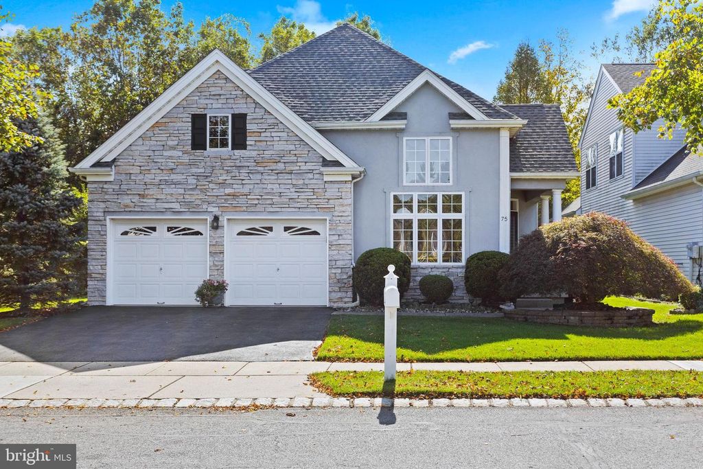 75 HONEYFLOWER LA, Princeton Junction, NJ 08550