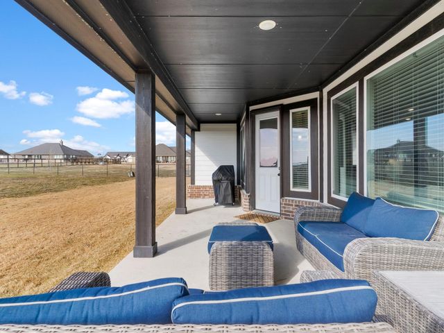 221 Meadow Vista Drive, Rhome, TX 76078