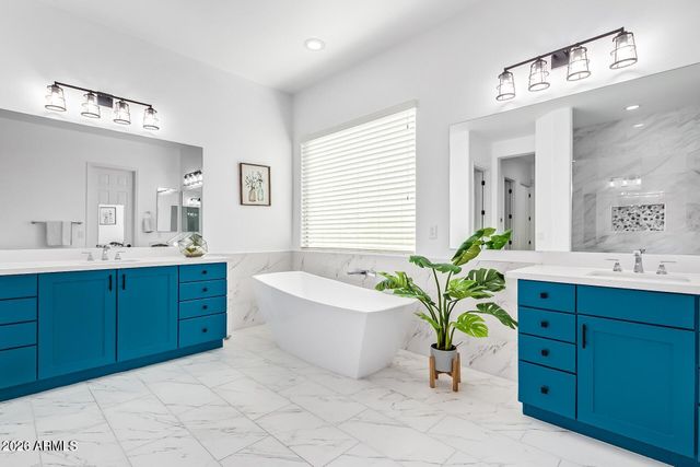 1528 W RED BIRD Road, Phoenix, AZ 85085