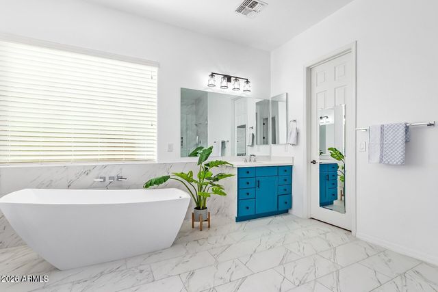 1528 W RED BIRD Road, Phoenix, AZ 85085