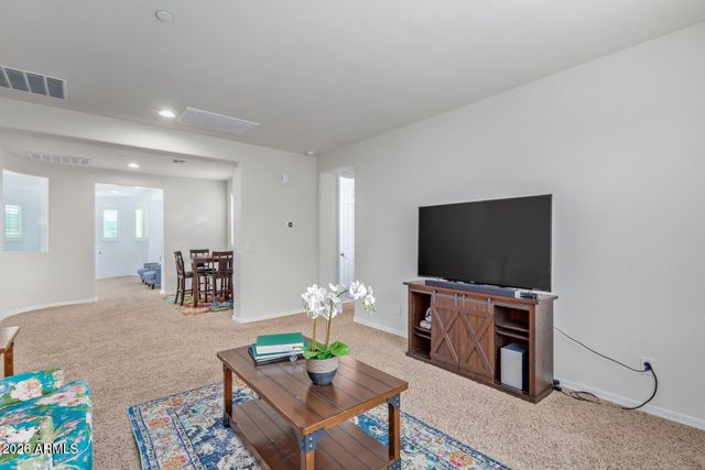 1528 W RED BIRD Road, Phoenix, AZ 85085