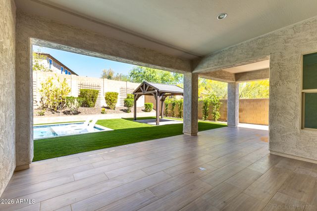 1528 W RED BIRD Road, Phoenix, AZ 85085