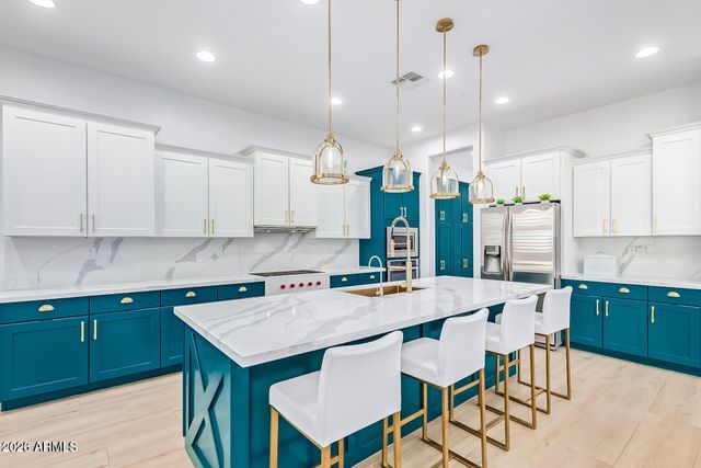 1528 W RED BIRD Road, Phoenix, AZ 85085