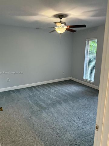 4807 Via Palm Lks 1520, West Palm Beach, FL 33417