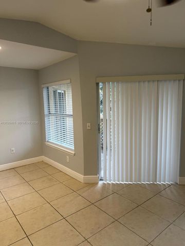 4807 Via Palm Lks 1520, West Palm Beach, FL 33417
