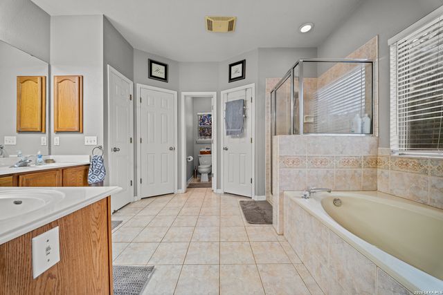 8927 Rushing Winds, San Antonio, TX 78254
