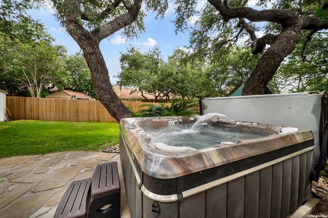 8927 Rushing Winds, San Antonio, TX 78254