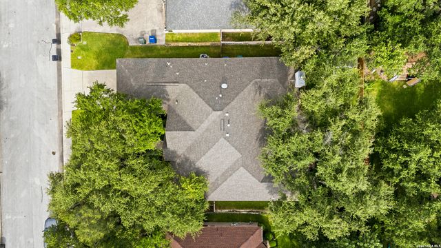 8927 Rushing Winds, San Antonio, TX 78254