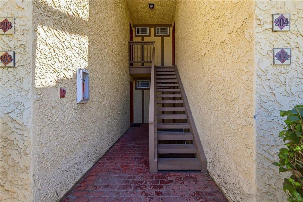 2910 Alta View Drive 203, San Diego, CA 92139 — photo 5