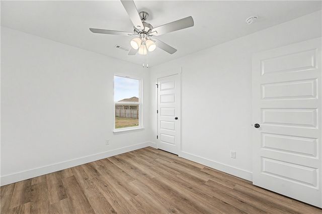1805 Bugg Street, Pea Ridge, AR 72751