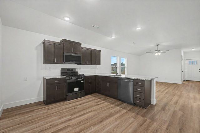 1805 Bugg Street, Pea Ridge, AR 72751